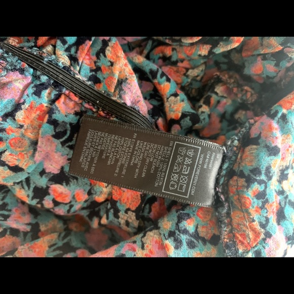 XXI Forever 21 floral romper (S) - Picture 7 of 7